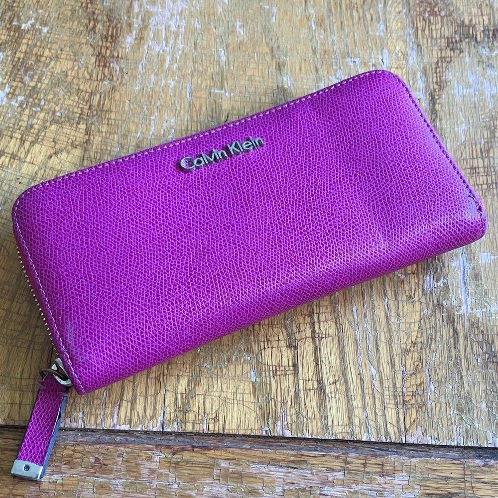 Calvin Klein Fuchsia Zip Wallet